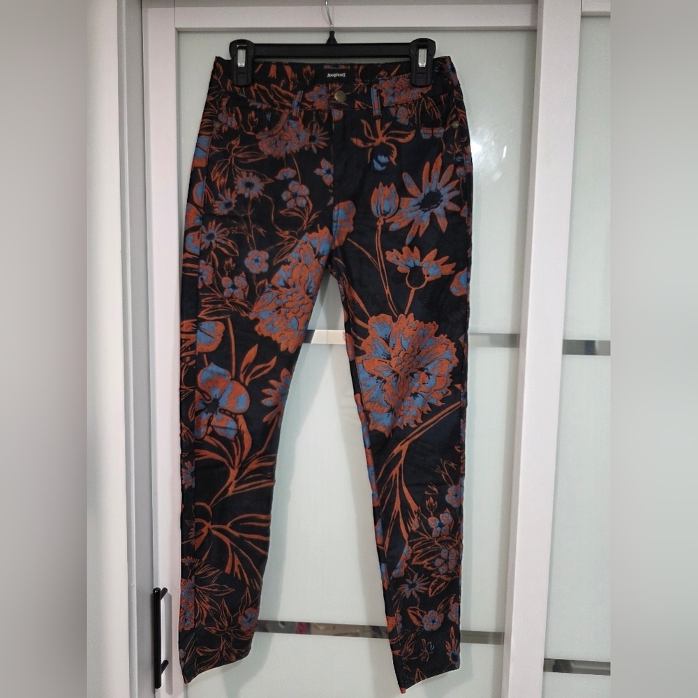 Desigual “Beflower” Floral Cropped Skinny Pants Size 38 (US 4) Stretch - Picture 2 of 15